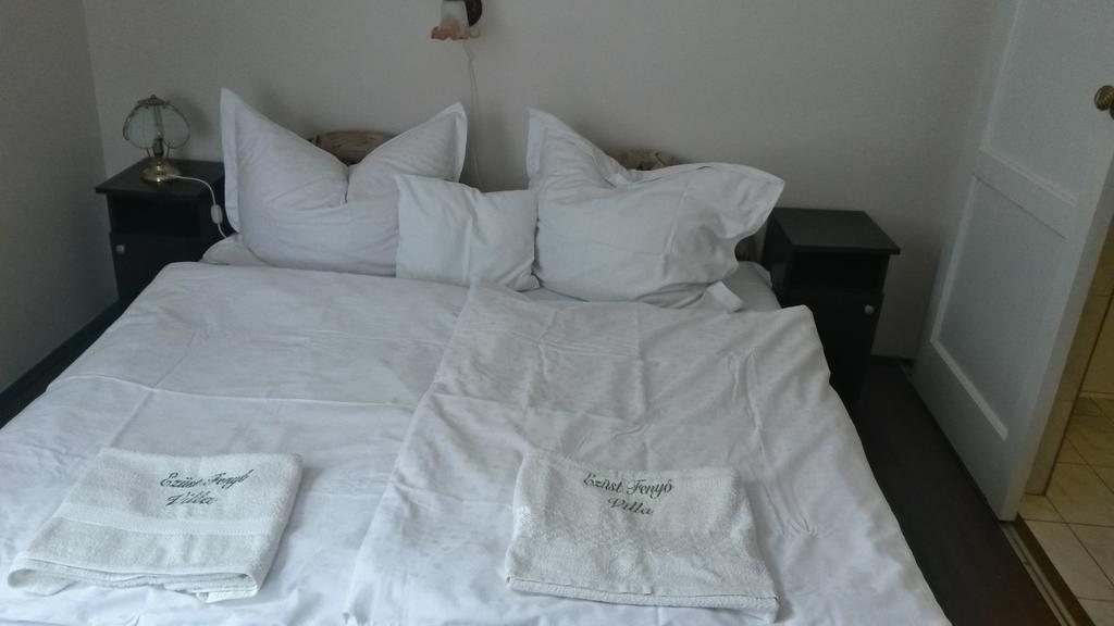 Hotel Ezust Fenyo Vendeghaz Siófok Exteriér fotografie