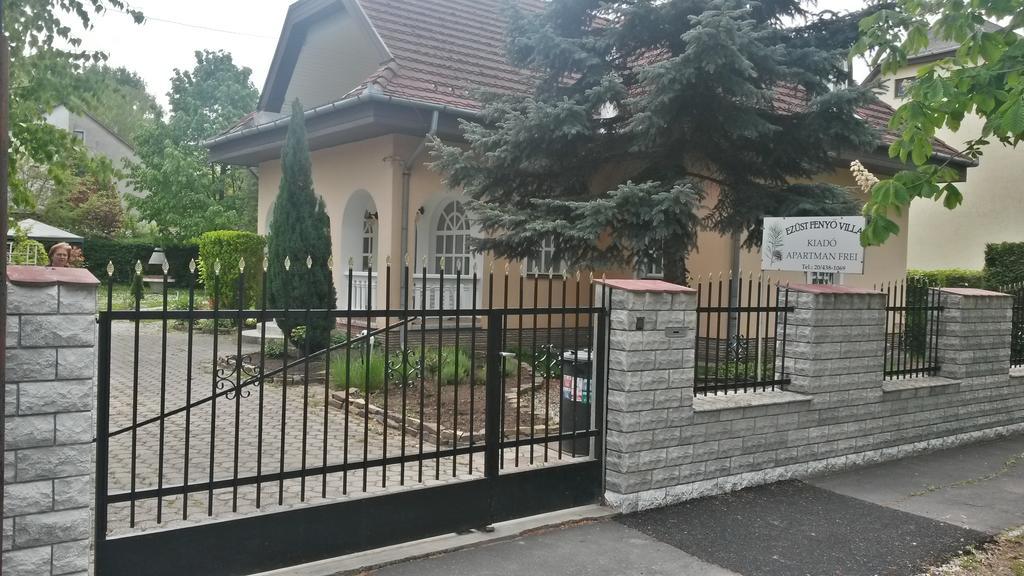 Hotel Ezust Fenyo Vendeghaz Siófok Exteriér fotografie